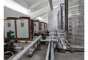 廣西桂林龍勝鎮初級中學(xué) 